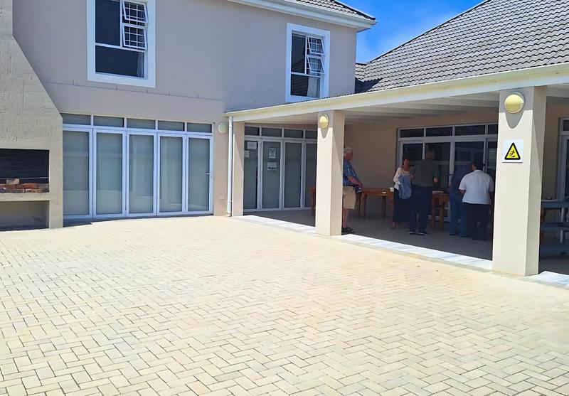 To Let 2 Bedroom Property for Rent in Heiderand Western Cape